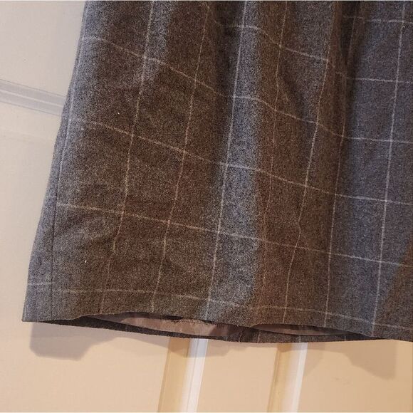 Chadwicks of Boston gray plaid wool blend knee length lined skirt Size 4 - Picture 3 of 6
